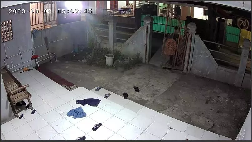 Dok. Pencurian Pagar Tertanggap CCTV