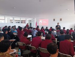 Training Service Excellence PT Bersama Mencapai Puncak Tbk